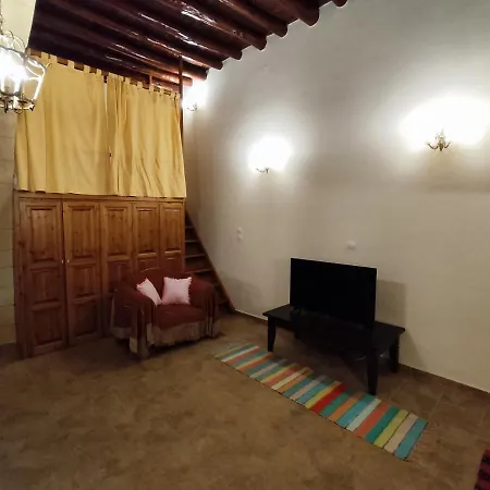 Grandma Maria's House: Cozy Mix Of Old And New * Soroni