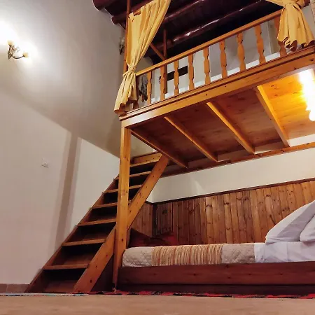 Grandma Maria's House: Cozy Mix Of Old And New * Soroni